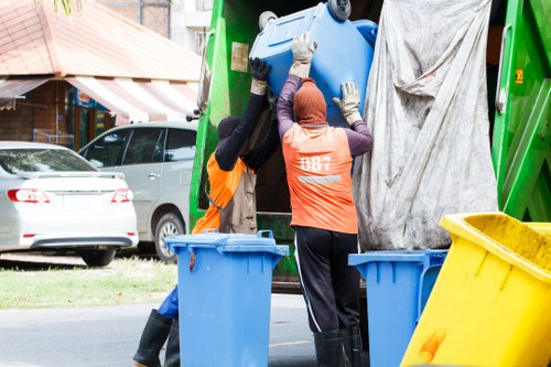 Benefits of using a domestic skip